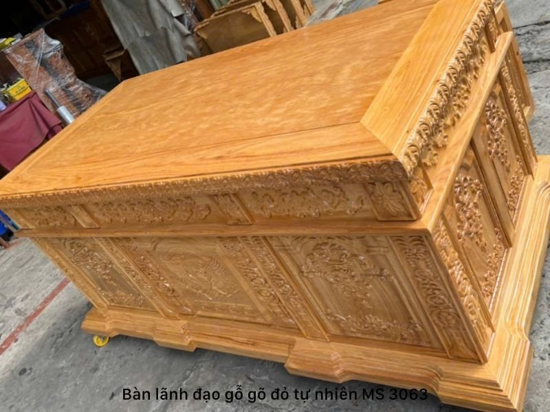 Bàn lãnh đạo gỗ gõ đỏ tự nhiên Bàn lãnh đạo gỗ gõ đỏ tự nhiên