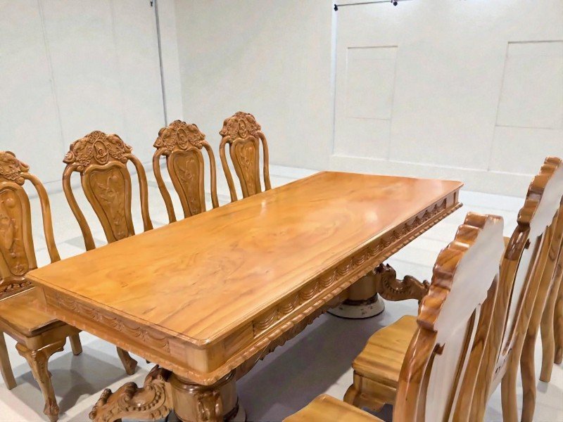 Chi tiết bộ bàn ăn 8 ghế gỗ gõ đỏ nguyên khối phòng ăn đẹp