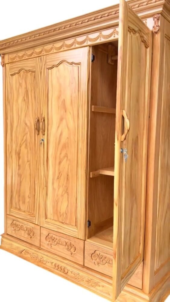 Tủ quần áo gỗ gõ đỏ 3 cánh - chi tiết vân gỗ tự nhiên