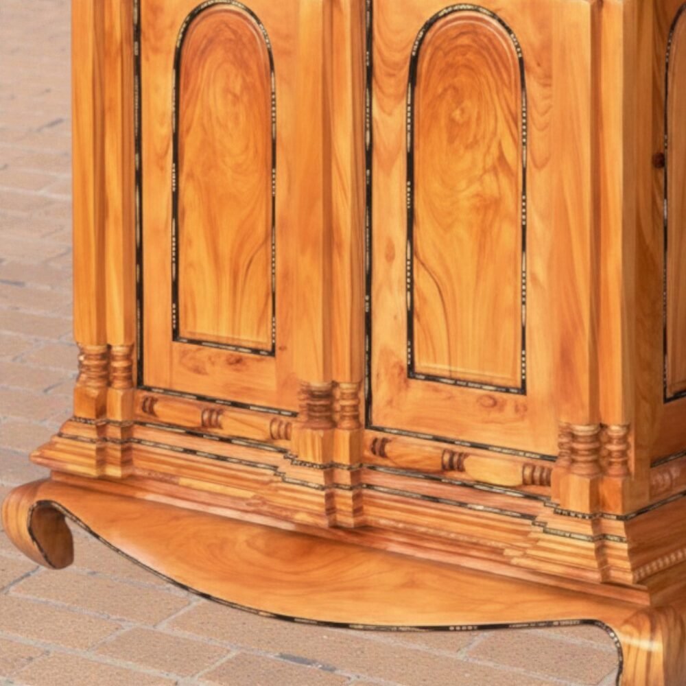 Tủ thờ gỗ gõ đỏ 9 trụ MS 3329 - góc nghiêng