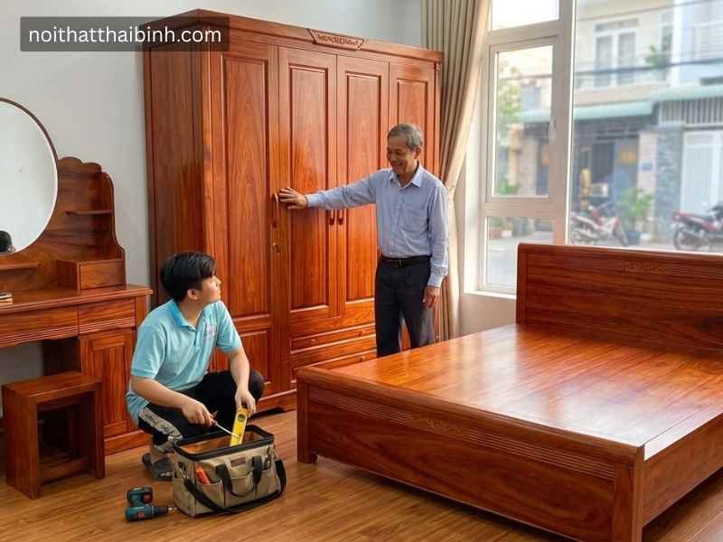 Combo phòng ngủ gỗ tự nhiên vân cẩm - bề mặt hoàn thiện