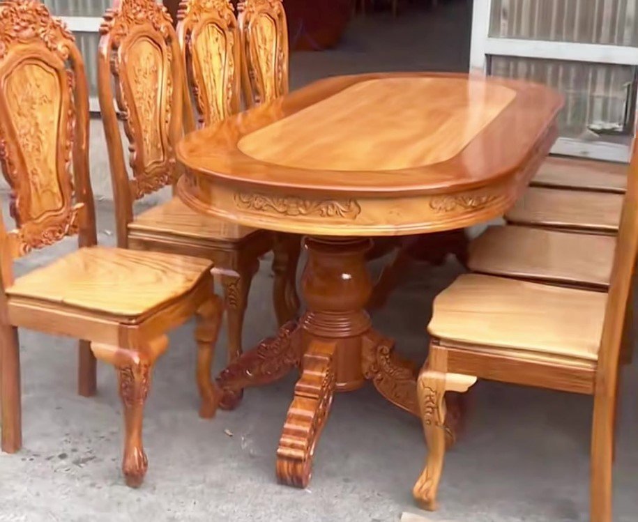 Bàn hột xoài 8 ghế gỗ căm xe gõ MS 3323 - góc nghiêng