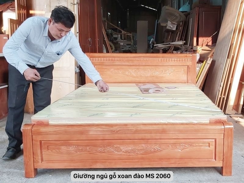 Giường ngủ gỗ xoan đào MS 2060