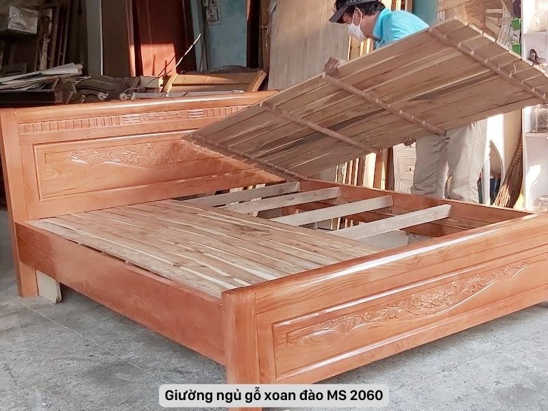 Giường ngủ gỗ xoan đào MS 2060