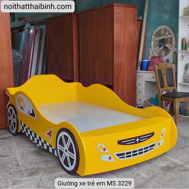 Giường ngủ hình ô tô cho bé trai