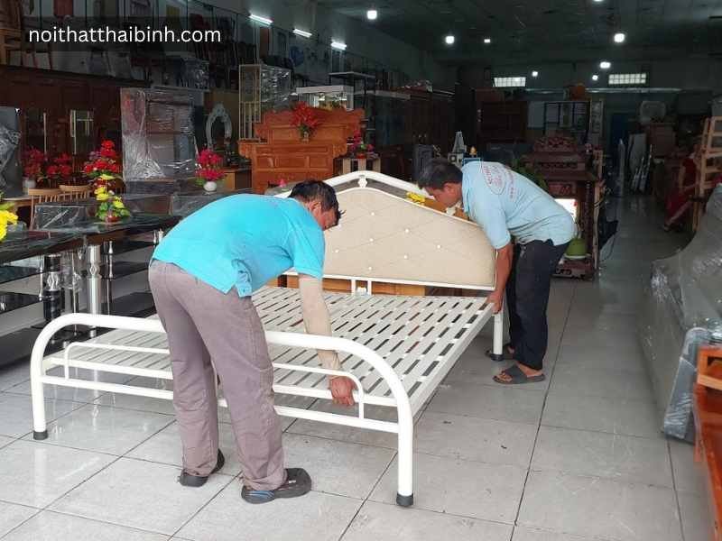 Giường sắt sơn tỉnh điện cao cấp - kỹ thuật đóng mộng chắc chắn