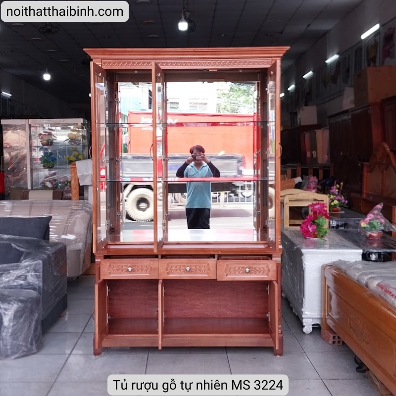 Mẫu tủ rượu sang trọng