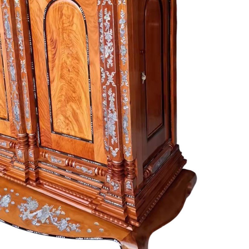 Tủ thờ gỗ 9 trụ căm xe gõ khảm trai MS 3328 - bề mặt hoàn thiện
