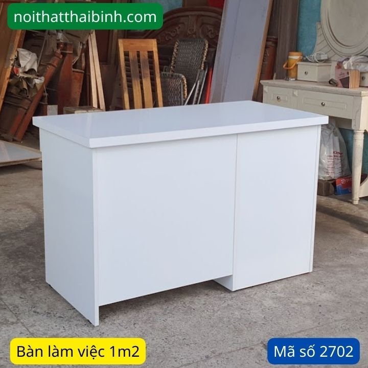 Bàn làm việc màu trắng MS 2672 - góc nghiêng