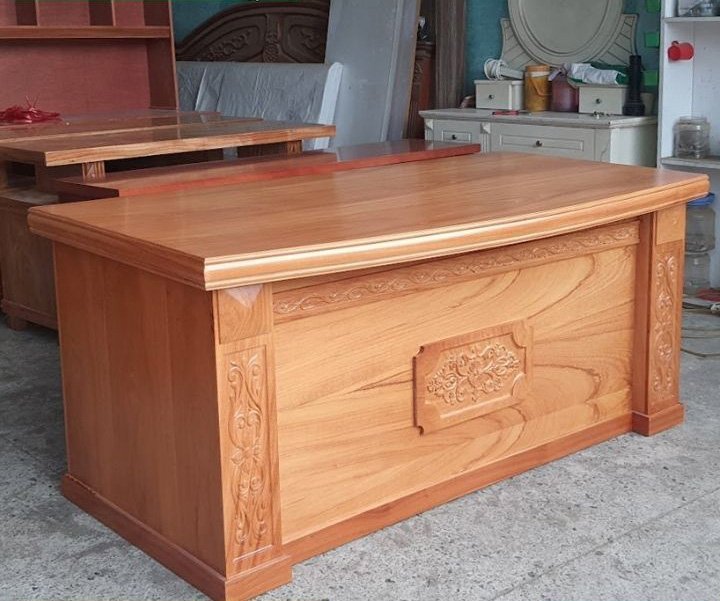 Bàn làm việc gỗ tự nhiên vân gõ đỏ MS 2637 - nhìn tổng thể