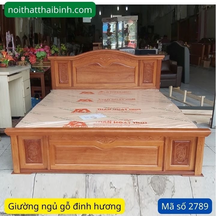 Giường gỗ