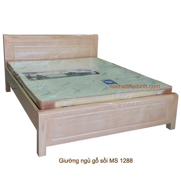 Giường ngủ gỗ sồi đẹp MS 1288 - góc nghiêng