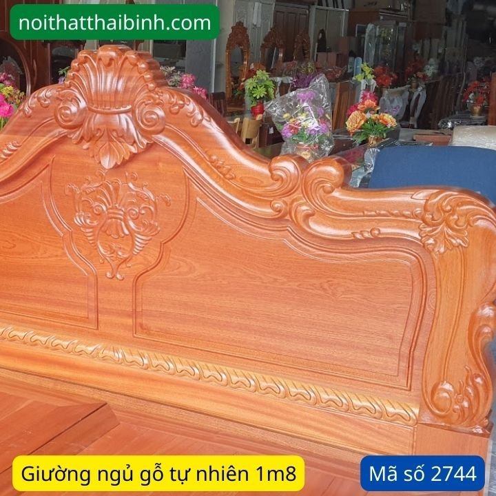 Giường ngủ gỗ tự nhiên