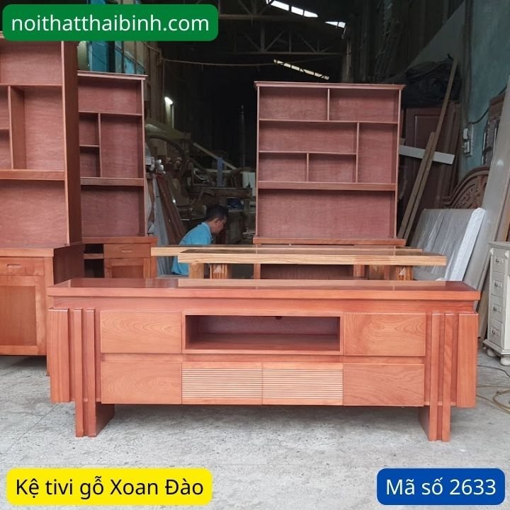 Cửa hàng bán kệ tivi gỗ xoan đào