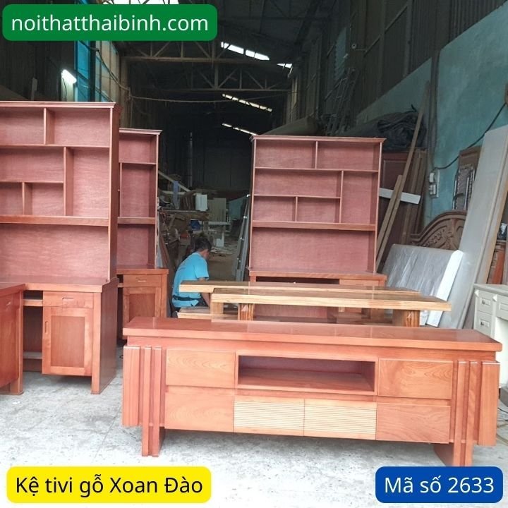 Mẫu kệ tivi gỗ xoan đào đẹp