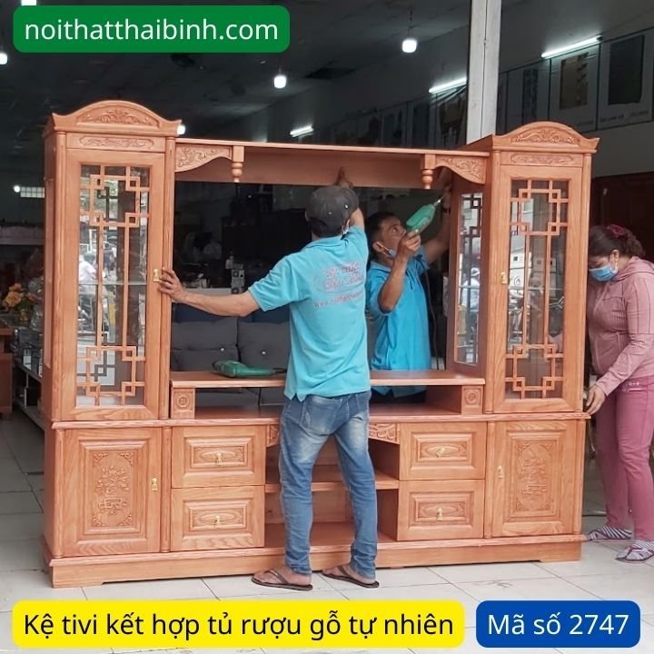 Kệ tivi gỗ kết hợp tủ rượu Kệ tivi gỗ kết hợp tủ trang trí MS 2747 - chi tiết vân gỗ tự nhiên