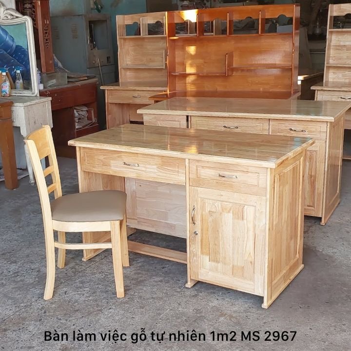 Bàn làm việc gỗ