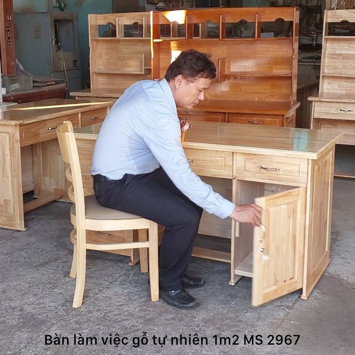 Bàn làm việc gỗ tự nhiên
