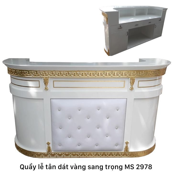 Quầy lễ tân sang trọng dát vàng
