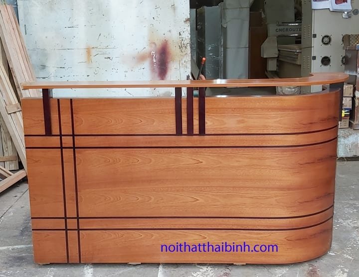 Quầy tiếp tân hiện đại dài 1m8