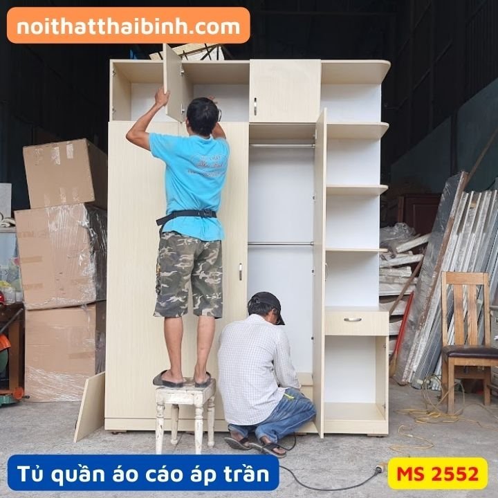 Tủ quần áo cao áp trần 1m8 tối ưu diện tích phòng ngủ