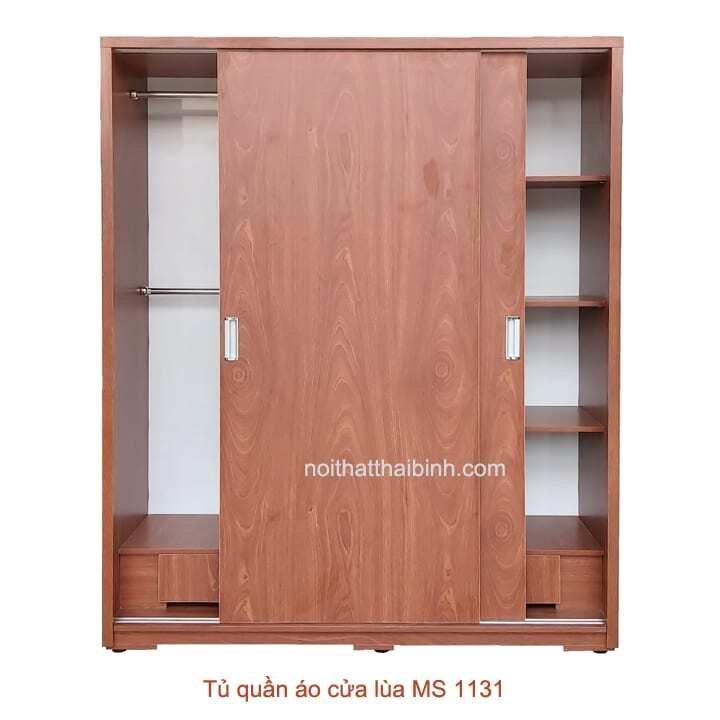 Tủ quần áo cửa lùa hiện đại tphcm MS 1131 - góc nghiêng
