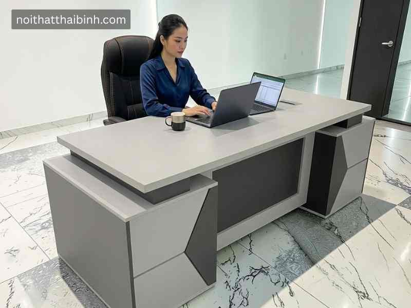 Bàn Giám Đốc Phong Thủy Phát Tài