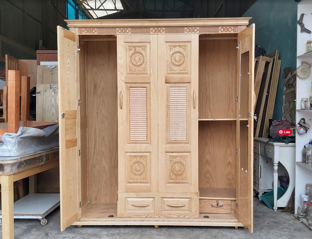 Tủ quần áo gỗ sôi