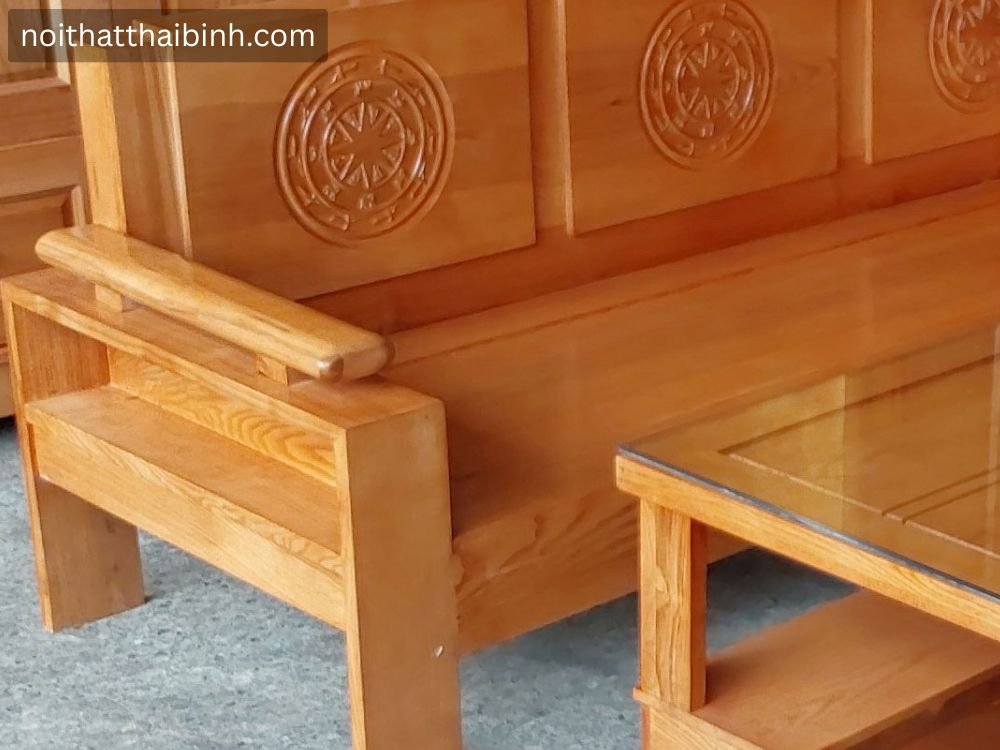 Sofa gỗ hiện đại đặt đóng theo yêu cầu tại xưởng Thái Bình
