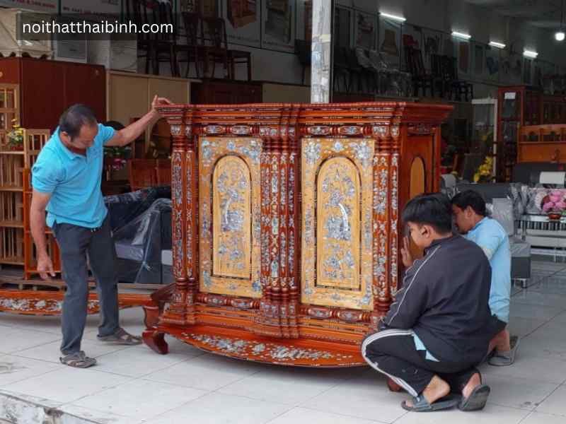 Tủ thờ cẩn xà cừ 11 trụ